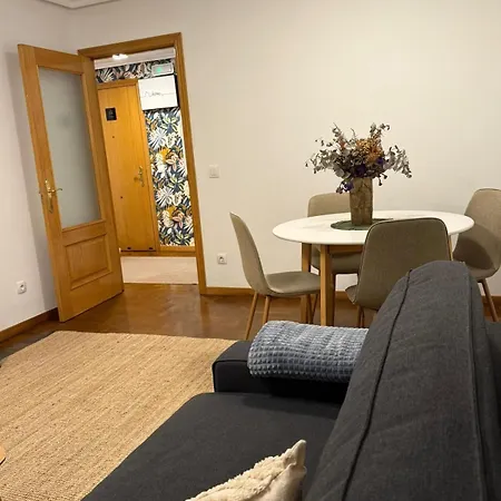 Апартаменти El Pasaje *